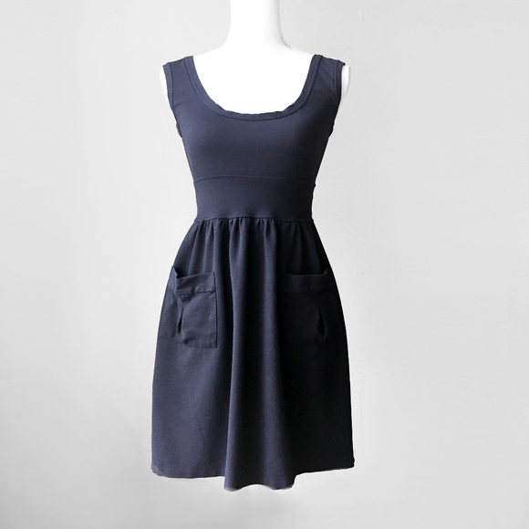 Diane Von Furstenberg Dresses & Skirts - DIANE VON FURSTENBERG navy sleeveless empire dress